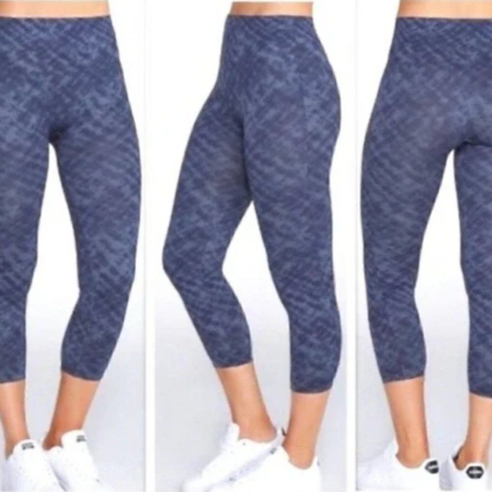 SPANX Look At Me Now Seamless Cropped Leggings In Indigo Watercolor Size Small
